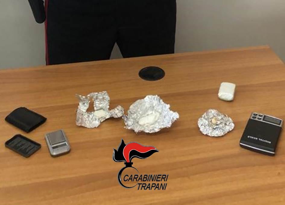 Droga nel filtro d'aria del camper. Arrestato a Trapani giovane di 25 anni