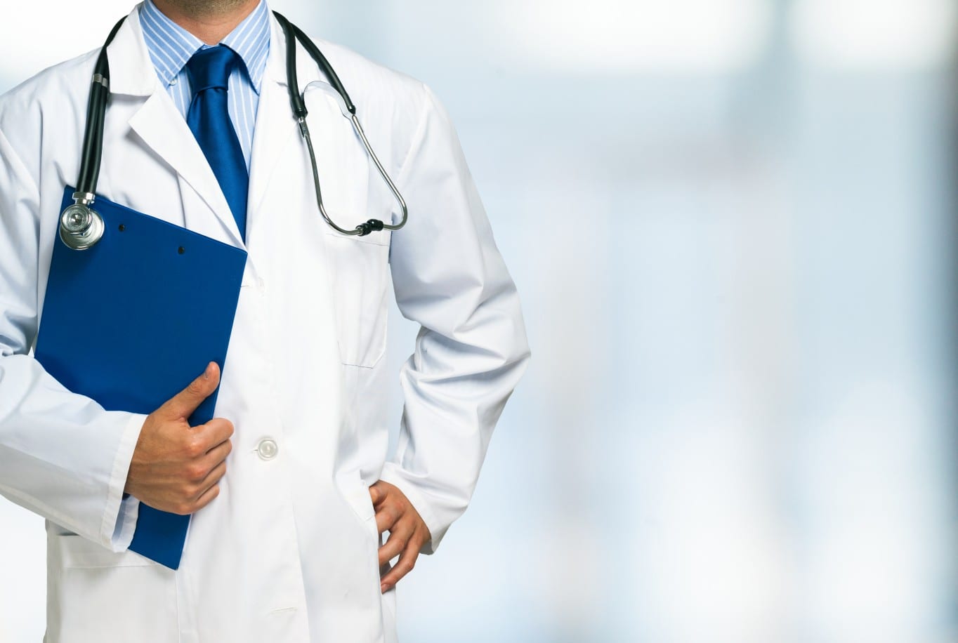 Allergologo con il ‘vizietto’ della ginecologia. Arrestato medico di 60 anni