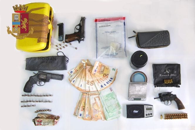 Deteneva armi, droga e munizioni. Arrestato sessantaseienne a Marsala