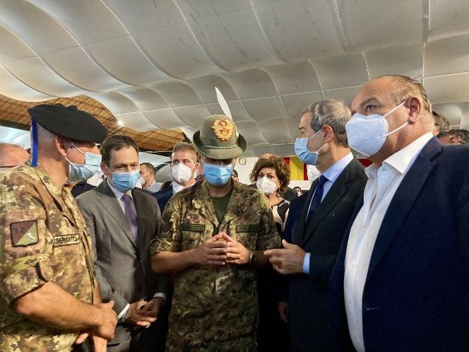 Il commissario Figliuolo in visita a Palermo: "I vaccini servono per la libertà"