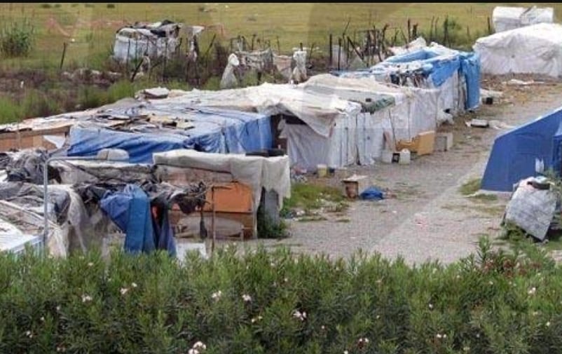 Progetto per un campo-accoglienza extracomunitari a Campobello di Mazara