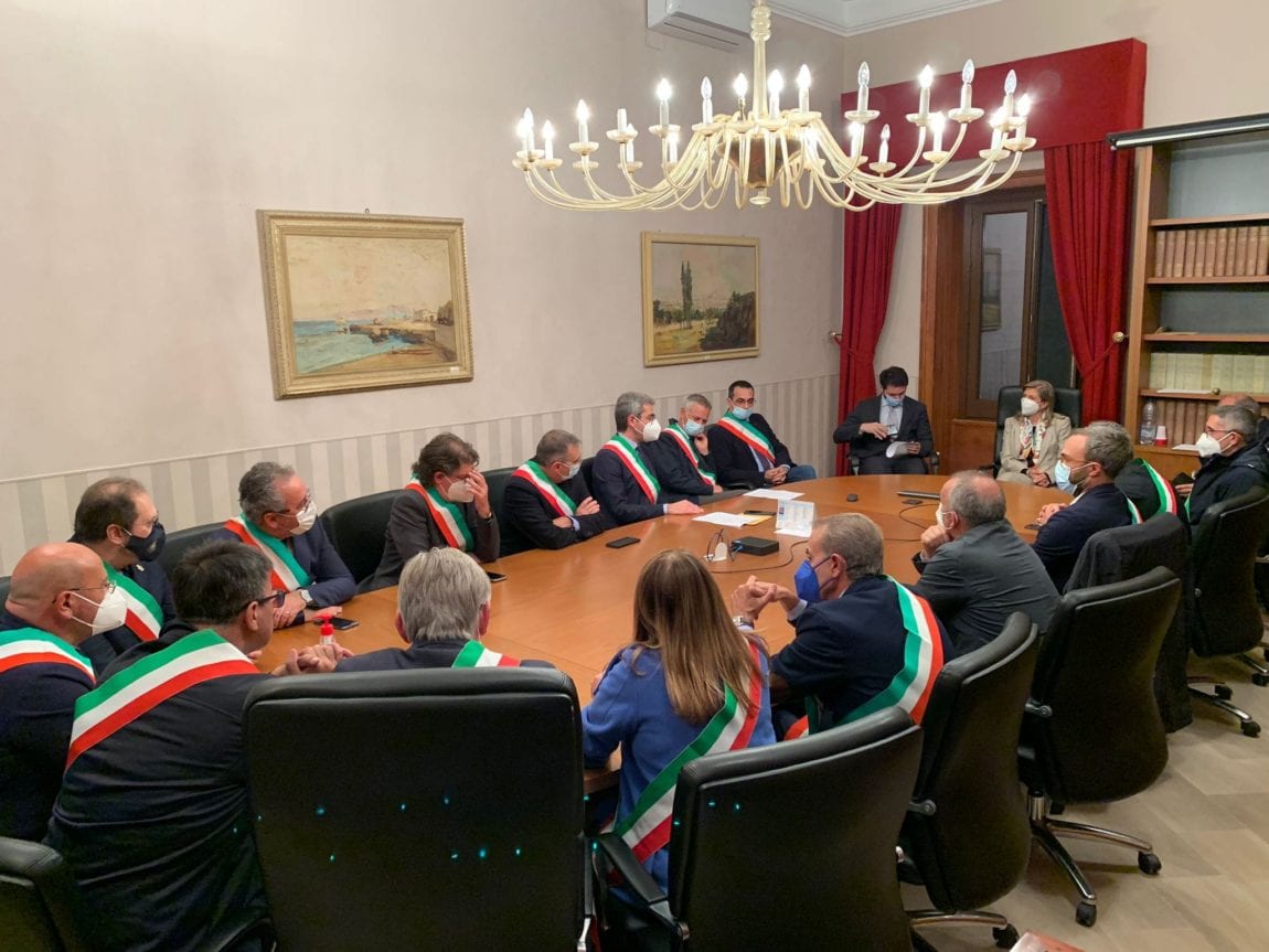 Comuni siciliani, casse vuote. Sindaci incontrano prefetti