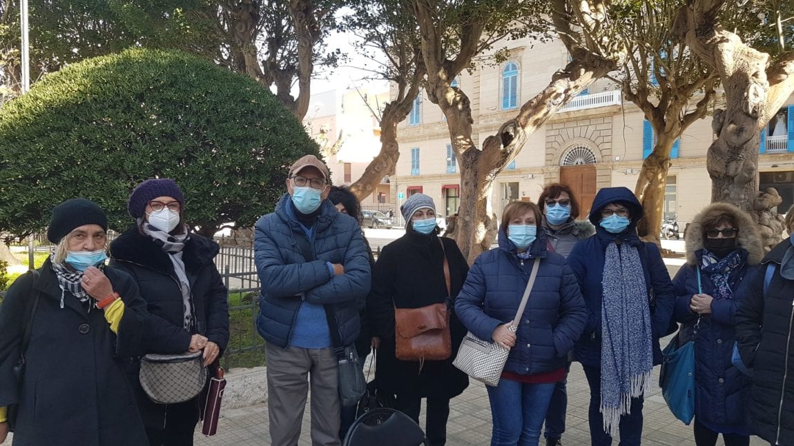 Scuola, niente assistenti per disabili a Trapani. 'Sciopero della fame' davanti prefettura