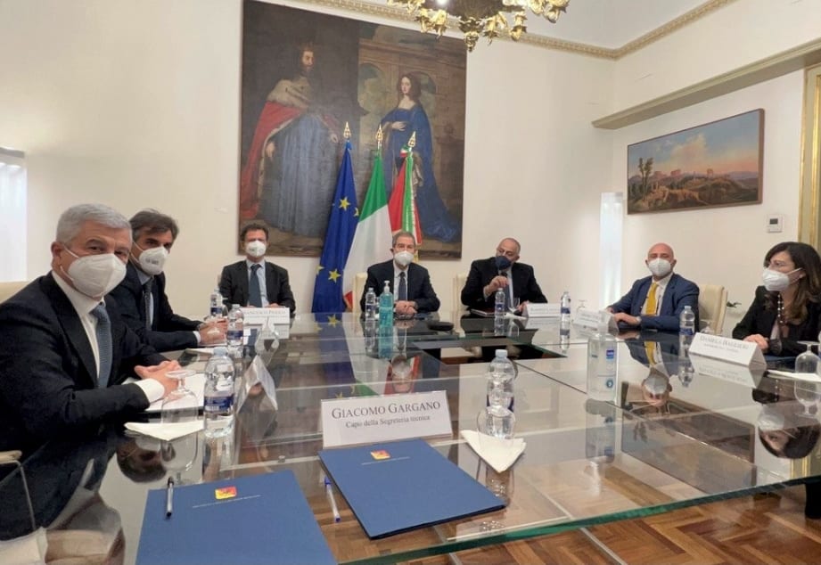 Intesa tra Regione e quattro atenei. Polo per ricerca e risorse PNRR