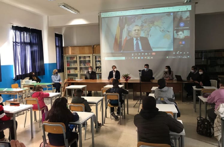 Corso di lingua e cultura romena. Lezioni per alunni di materne, elementari e medie