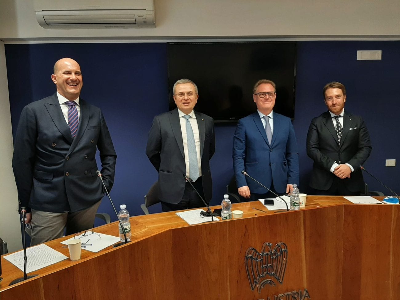 Mascherine FFP2 ‘made in Sicily’. Intesa tra Sicindustria, Meccatronica e FederFarma (VIDEO)
