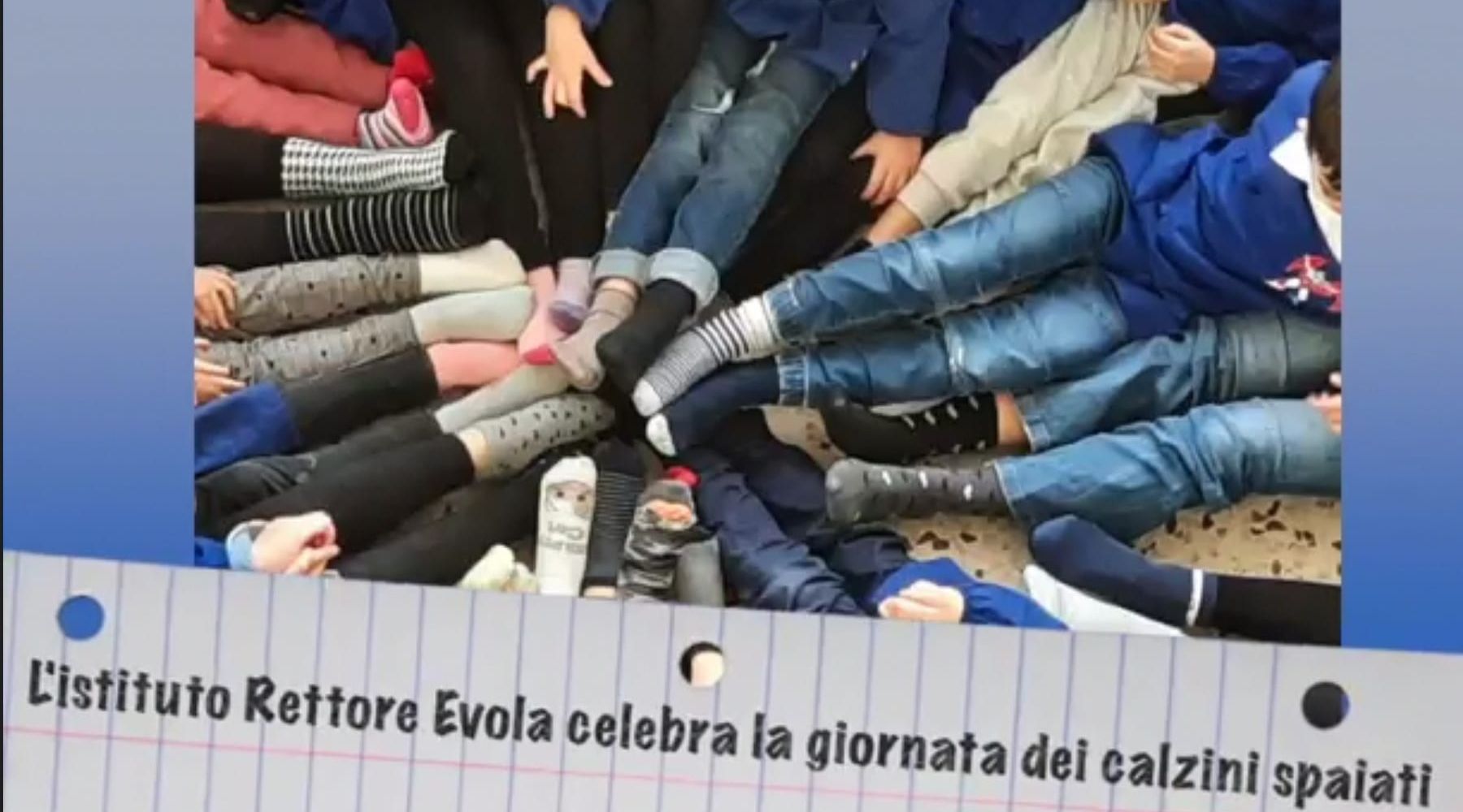 “Giornata dei calzini spaiati” anche all'istituto comprensivo Rettore Evola di Balestrate