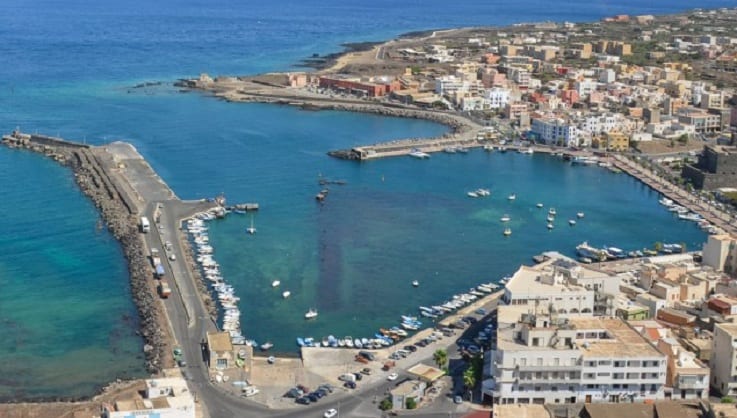 Pantelleria, mezza battaglia vinta. Viaggi con 'green pass base', Senato approva emendamento
