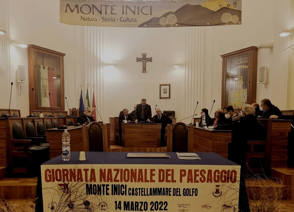 Fauna, flora, sentieri, grotte e panorama. Convenzione per valorizzare Monte Inici (VIDEO)