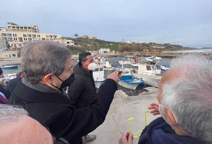 Porto di Marinella, dove smaltire alghe? Dubbi di Alfano dopo visita di Musumeci