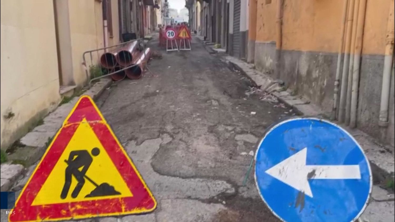Alcamo, via Alfieri. Rifacimento della fognatura