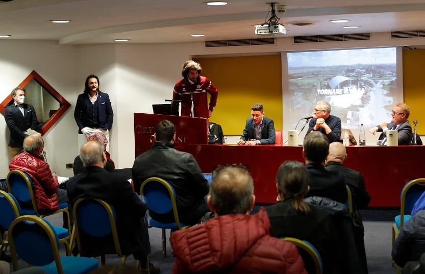 Tutto pronto per far rinascere il mitico Palagranata. Bongiorno e Basciano presentano progetto