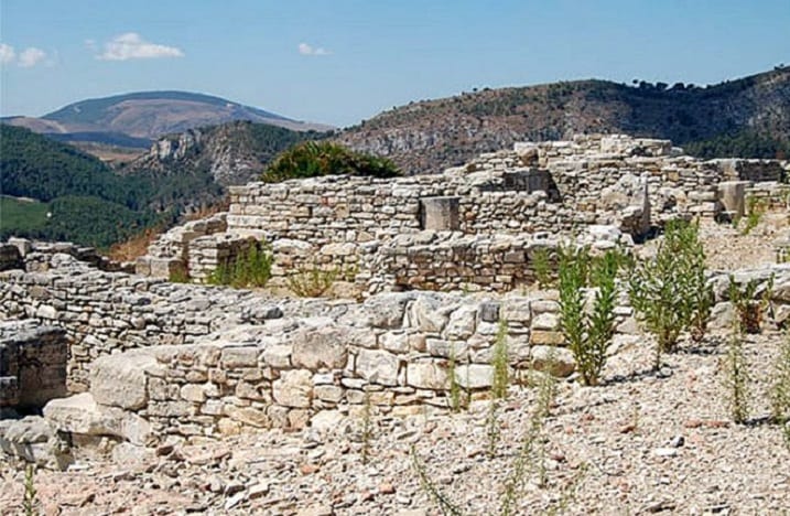 Nuovi scavi, ricerche di università straniere e scoperte. A Segesta cresce patrimonio storico-culturale