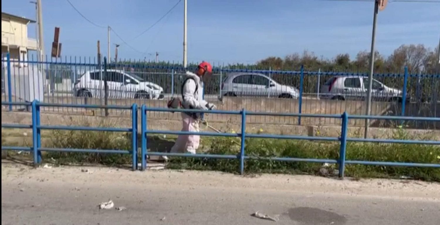 Al via pulizia e rimozione di sterpaglie ad Alcamo Marina. Arriva la Pasquetta