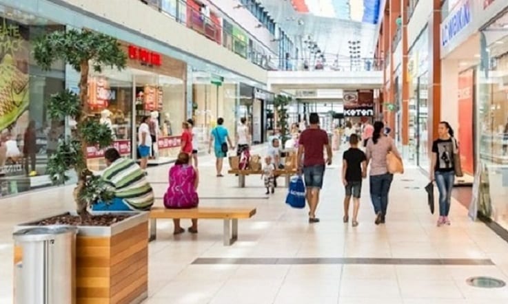 Negozi e centri commerciali, cinque giornate di sciopero per Pasqua e feste successive