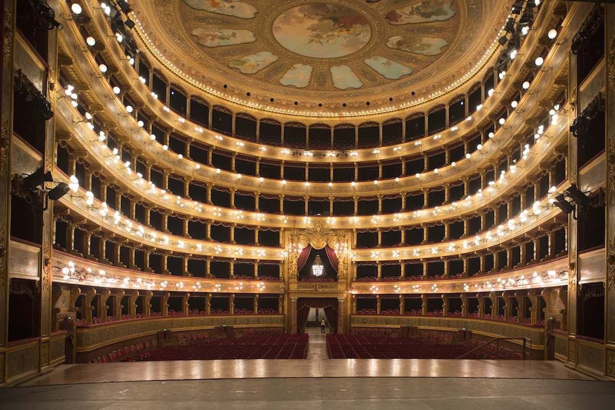 Studenti a teatro, gratis, per opera lirica. Iniziativa del centro studi della Banca Don Rizzo