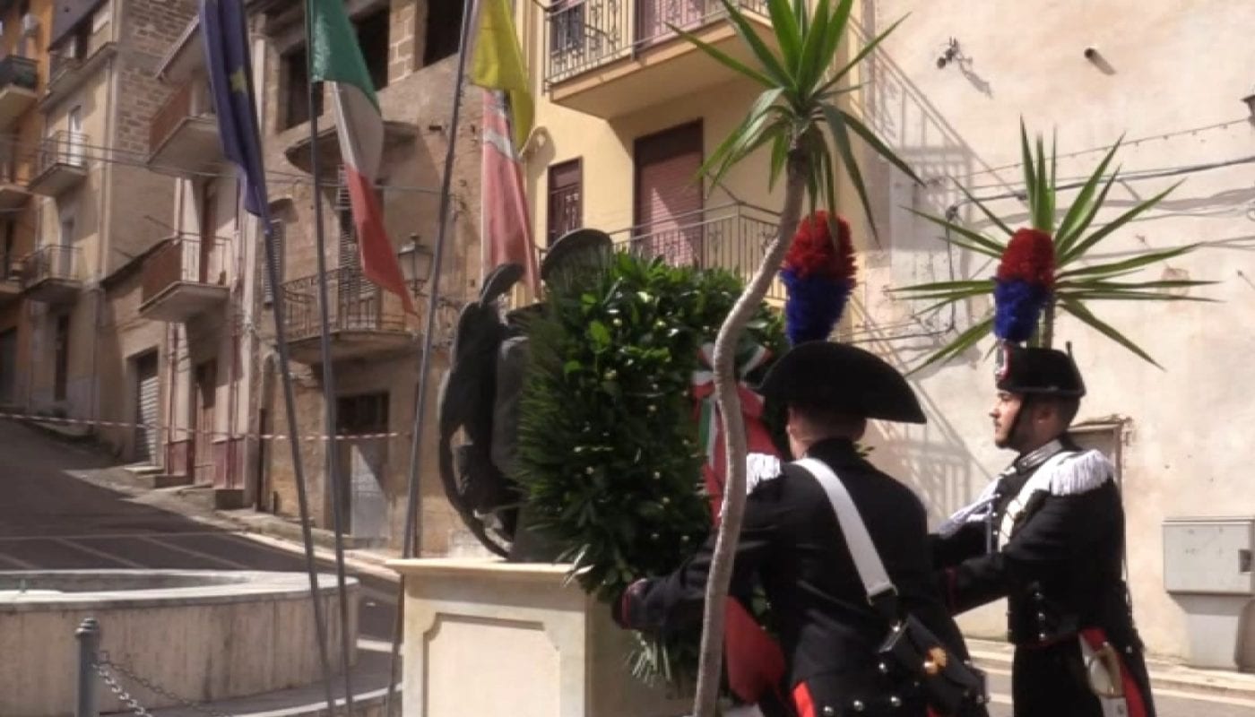 78 anni di commozione per Fleres. Il carabiniere borgettano ucciso dai tedeschi a 19 anni (VIDEO)