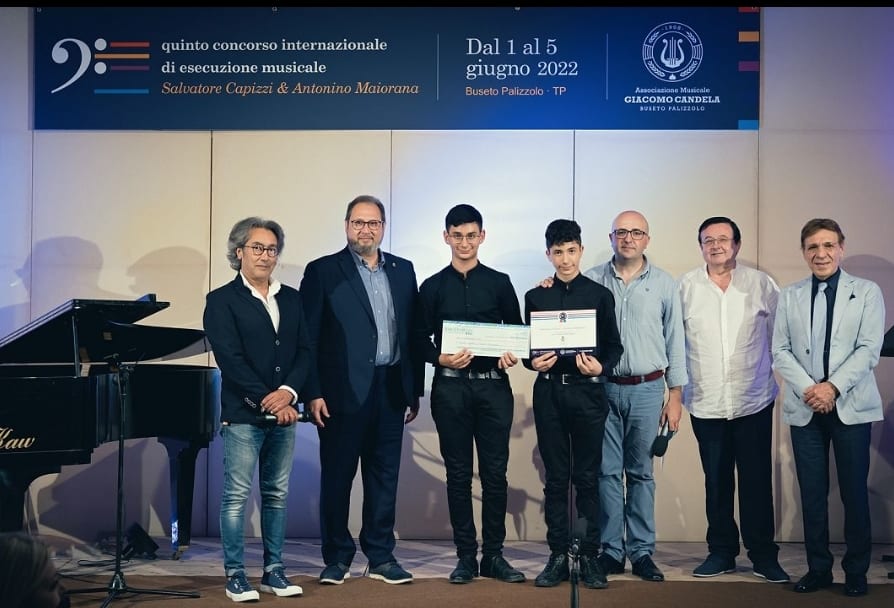 Concorso internazionale a Buseto Palizzolo, raddoppiano partecipanti. Vincono gemelli di Paceco