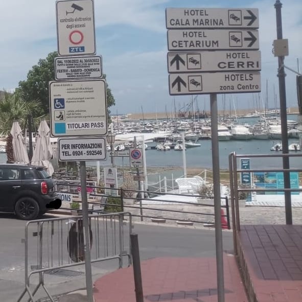 Dopo la cala marina di Castellammare, ZTL anche a Scopello