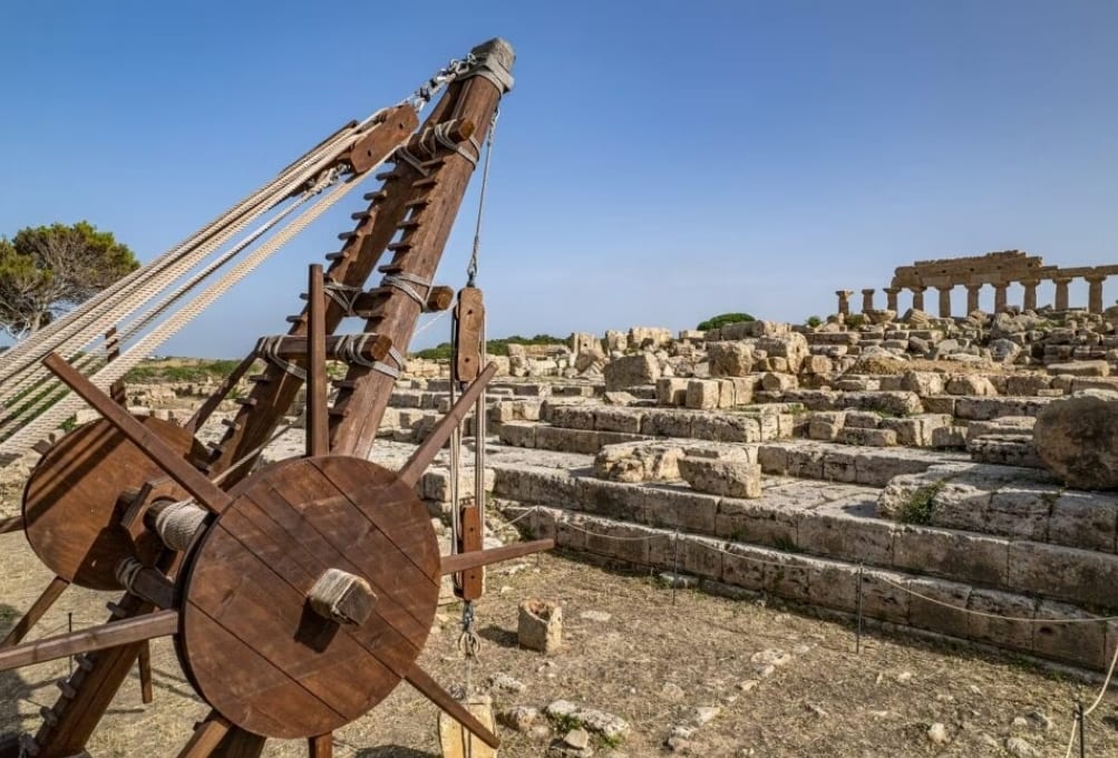 “Ars Aedifcandi”, mostra a Selinunte su cantieri e metodi di costruzione dei templi