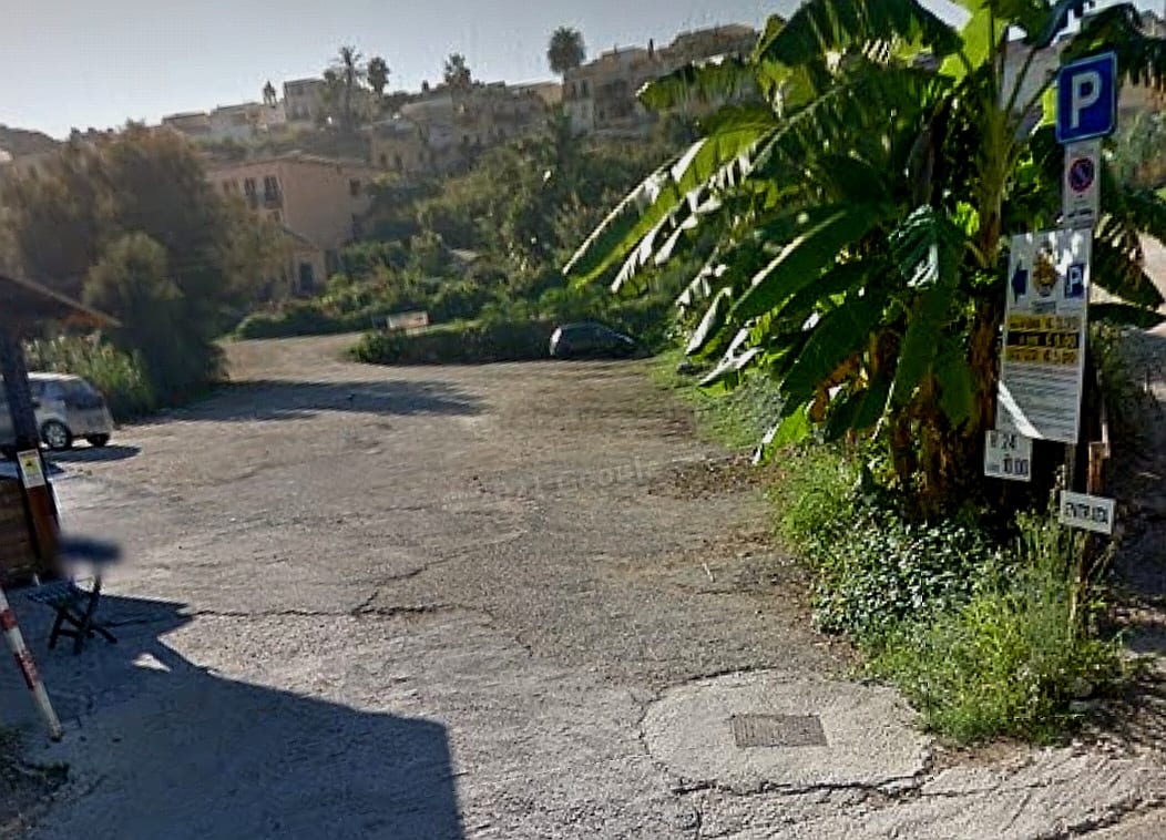 ‘Parcheggio conteso’ a Castellammare, Comune autorizza Caleca. Controparte non libera area