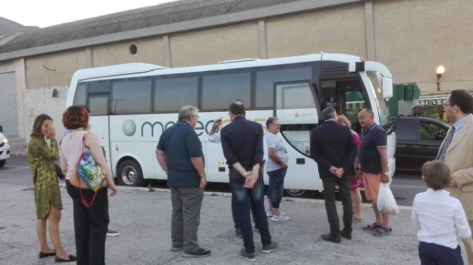 Bus navetta attivi a Castellammare del Golfo. Centro storico raggiungibile ad un euro