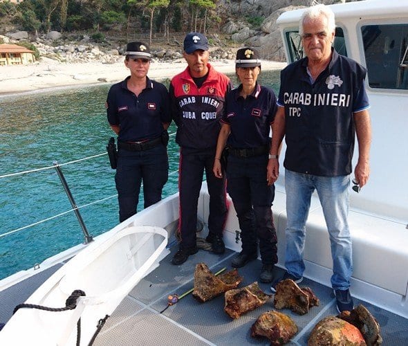 Furti e contraffazioni, sequestro di oltre 11.500 reperti archeologici. Alcuni a Favignana