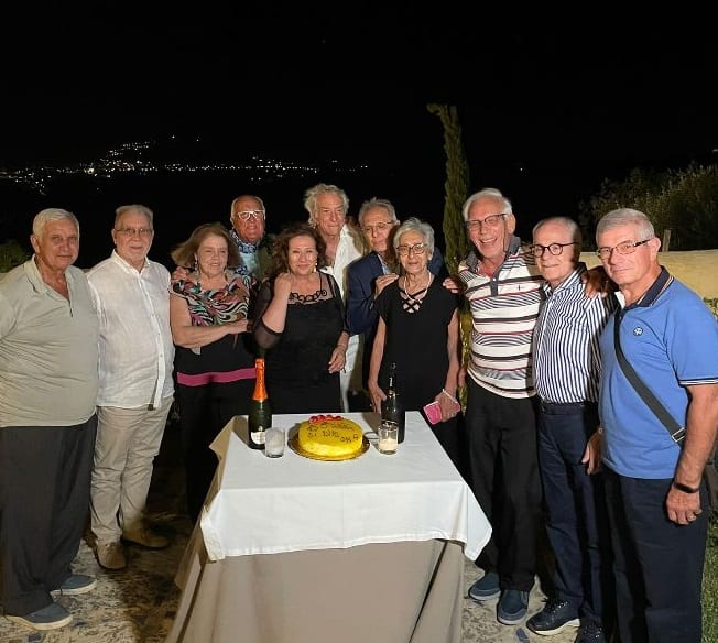 Si ritrovano dopo 50 anni. Festa per i diplomati dell'ITET di Alcamo