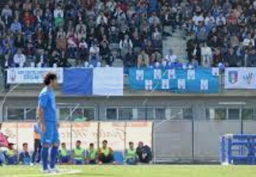 Calcio, Castellammare al via lunedì con rosa quasi identica. Alcamo, parla Calvaruso