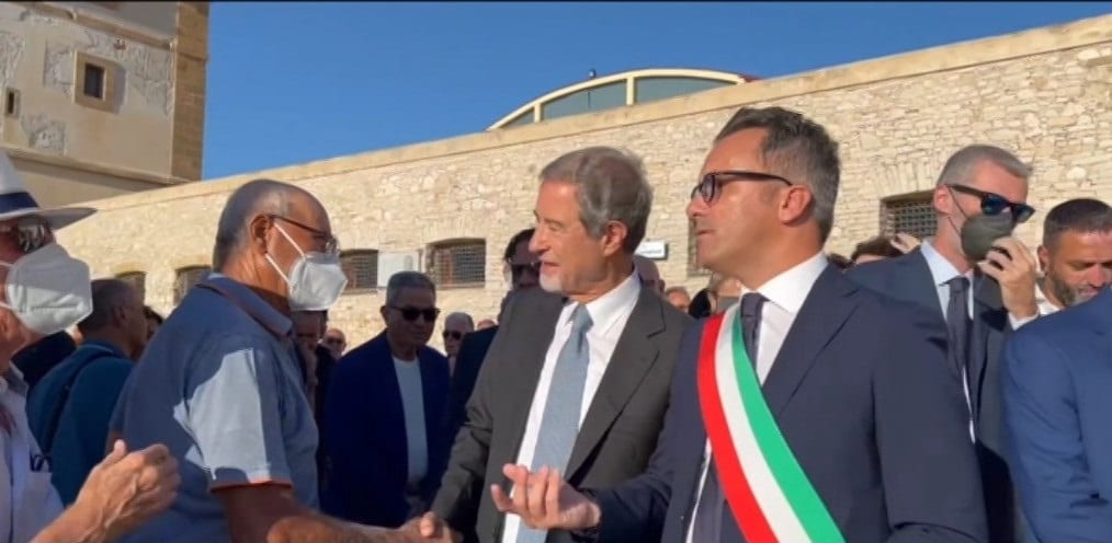 Musumeci in visita nel trapanese. A Valderice porto di Bonagia, a Calatafimi parco termale