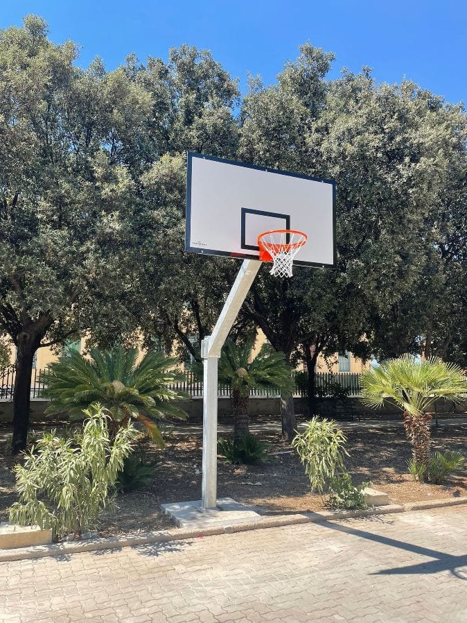 Basket a Paceco, il Comune installa due canestri pubblici