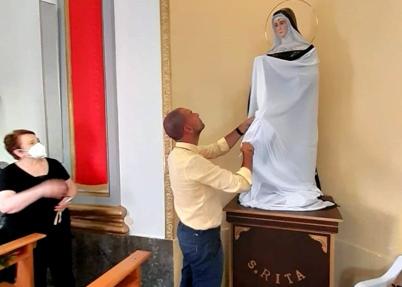 Donata statua di Santa Rita, chiesa di Grisí in festa. Basi per nuovo movimento religioso