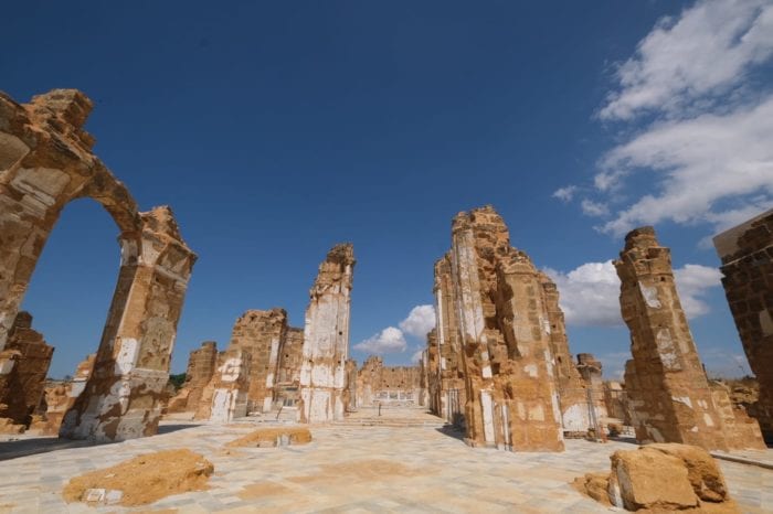 A Montevago passeggiata tra i ruderi. Percorso nell'ambito del festival "Borghi dei Tesori"