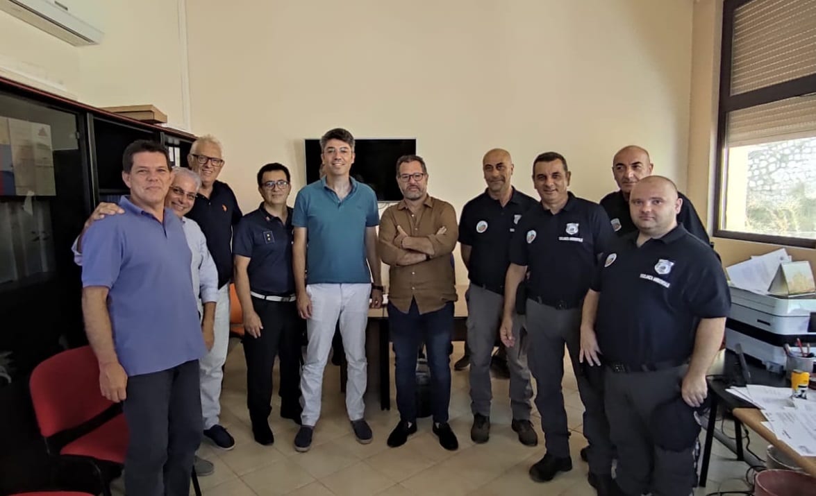 Abbandono di rifiuti. Convenzione tra comune di Castellammare e "Laurus"
