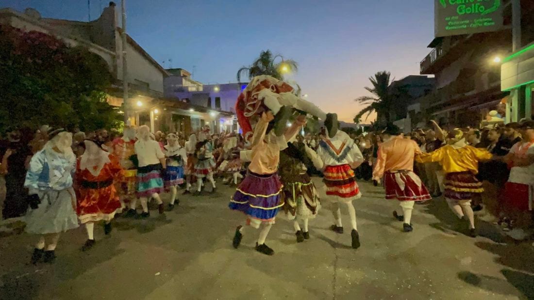 Invasione di allegria e visitatori a Balestrate per il ‘Carnevale fuori stagione’