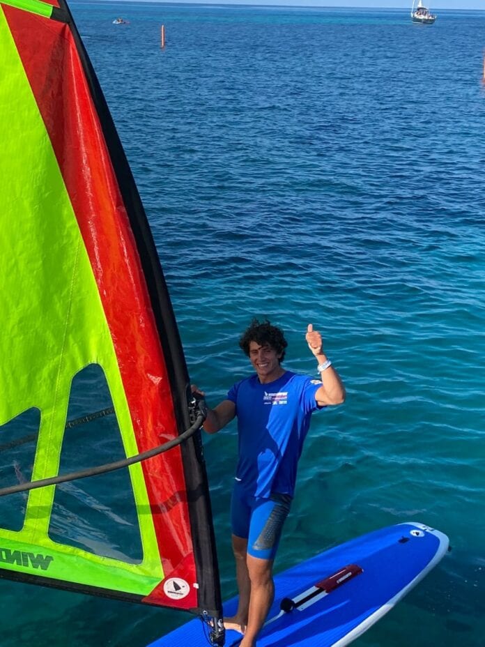 "Campionato Mondiale Windsurfer 2022", primo posto per il marsalese Catalano