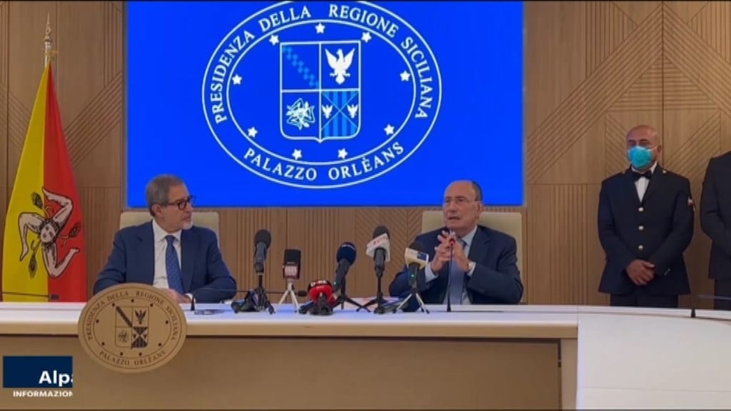 Regione, doppio scambio Schifani – Musumeci. Ieri passaggio di consegne (VIDEO)