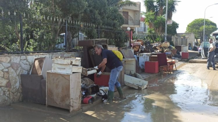 Allegamenti nel trapanese. Tanta solidarietà e interventi. Il sindaco Tranchida contestato dai cittadini di Trapani