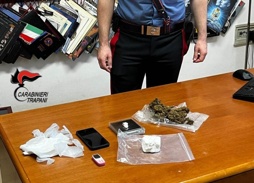 Detenzione ai fini di spaccio di cocaina e marijuana, arrestato 23enne a Pantelleria