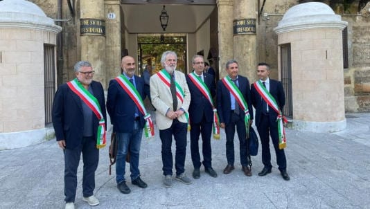 Isole minori, protesta a Palermo per i tagli ai collegamenti. Presenti Forgione e Campo