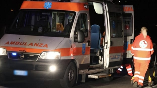 Scontro tra due auto a Marsala, feriti i conducenti degli autoveicoli