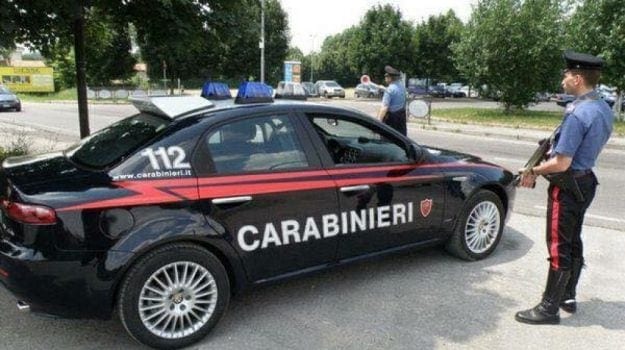 Tenta di rapire una bambina all'uscita della scuola, indagini in corso a Marsala