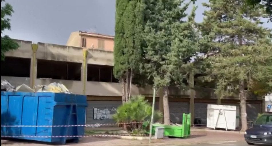 Via Madonna del Riposo ad Alcamo, demolizione ex garages Segesta