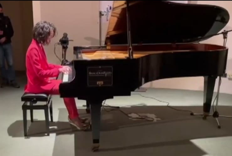 Prestigioso incarico per la pianista alcamese Lucia Cassarà. Catalogherà i dischi di De Sica
