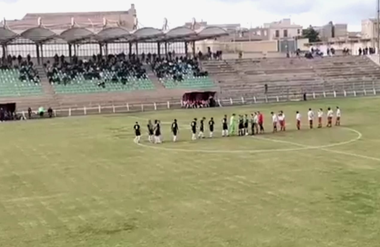 Calcio, l’Alcamo vince pure a Castelvetrano. Doppietta di Russo e vetta a un punto (INTERVISTE)