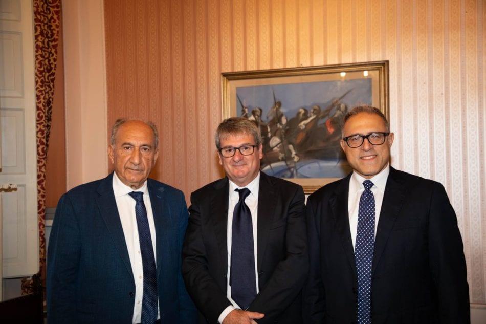 Due sindaci in un solo municipio, un vero record. Misiliscemi non ha 'Palazzo'