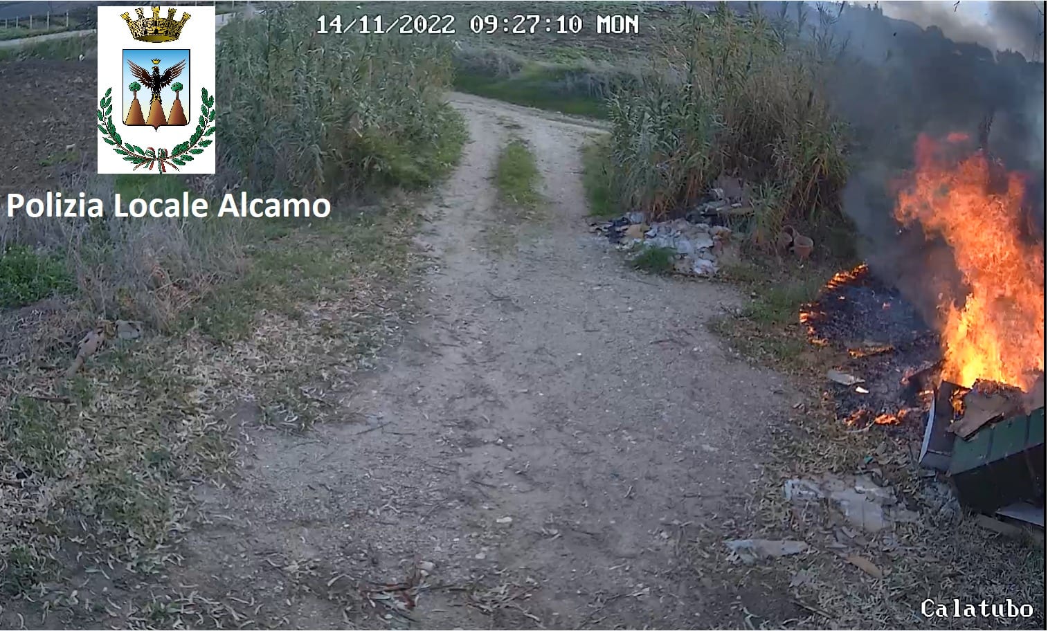 Abbandono e combustione di rifiuti ad Alcamo, denunciato cinquantatreenne (VIDEO)