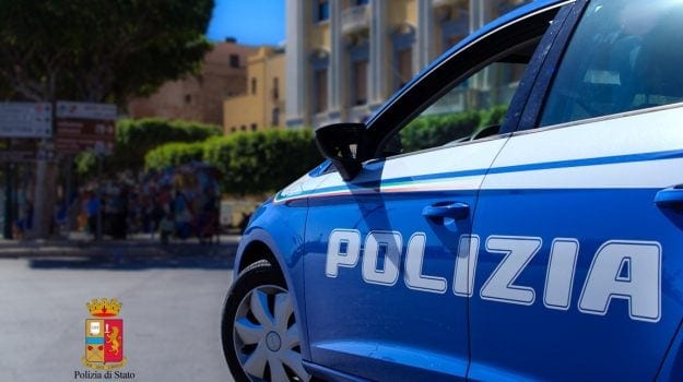 Trovata morta da oltre due mesi a Trapani, forse malore. Procura dispone autopsia