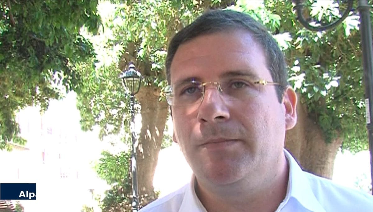 Fausto scalda i motori. Potrebbe essere il quarto candidato a sindaco di Castellammare