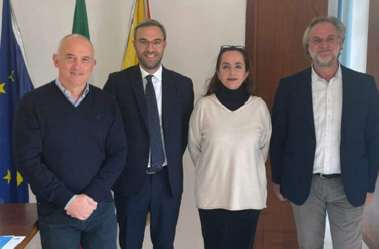 Surdi segretario generale alle Egadi, sull'isola almeno due giorni a settimana. Ne soffrirà il comune di Alcamo?